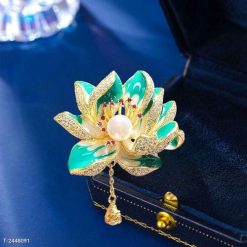 Ghim Cài Áo Tráng Men Hoa Sen Đính Đá Zircon Phối Tua Rua Thời Trang Dành Cho Nữ 7cm - Donabico Mart