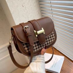 Túi Đeo Vai Nữ Trẻ Trung PG240207 - Donabico Mart