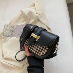 Túi Đeo Vai Nữ Trẻ Trung PG240207 - Donabico Mart