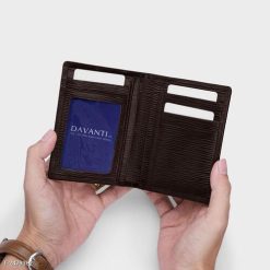 Bóp Ví Da Bò Vân Epi Dáng Đứng Đính Logo Hợp Kim Phong Cách FB291 - Donabico Mart