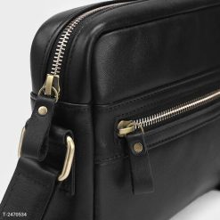 Túi Đeo Chéo Da Bò Cao Cấp Dáng Ngang Phong Cách DD16 19 Túi Đeo Chéo Da Bò Cao Cấp Dáng Ngang Phong Cách DD16 - Donabico Mart