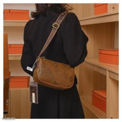 Túi Đeo Chéo Đeo Vai Da Mềm Họa Tiết Sang Trọng WH403 18 Túi Đeo Chéo Đeo Vai Da Mềm Họa Tiết Sang Trọng WH403 - Donabico Mart