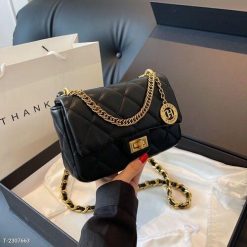 Túi Xách Nữ Da PU Mềm Phối Xích Khóa Xoay Thiết Kế Ô Trầm Trám Thời Trang WH577 Winnie House 19 Túi Xách Nữ Da PU Mềm Phối Xích Khóa Xoay Thiết Kế Ô Trầm Trám Thời Trang WH577 Winnie House - Donabico Mart