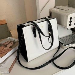 Túi Xách Nữ Công Sở Cao Cấp Da Lì Zize 30 T045 8 Túi Xách Nữ Công Sở Cao Cấp Da Lì Zize 30 T045 - Donabico Mart