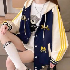 Áo Khoác Bóng Chày Unisex Nam Nữ Vải Nỉ Logo Thêu Phối Viền Tay Áo Khác Màu UT200 10 Áo Khoác Bóng Chày Unisex Nam Nữ Vải Nỉ Logo Thêu Phối Viền Tay Áo Khác Màu UT200 - Donabico Mart